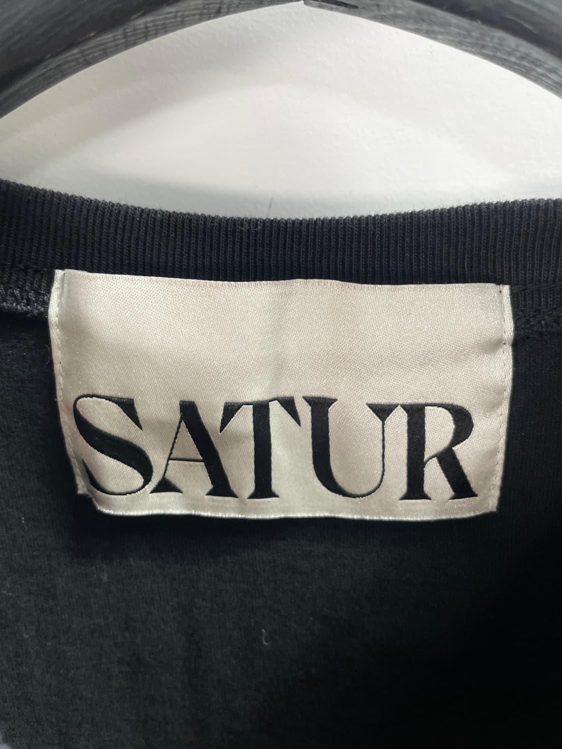 세터 빅로고 라운드 반팔티 (on.601) 상품이미지4