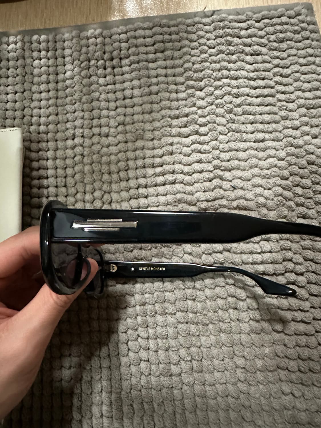 젠틀몬스터 Tambu-01 상품이미지2