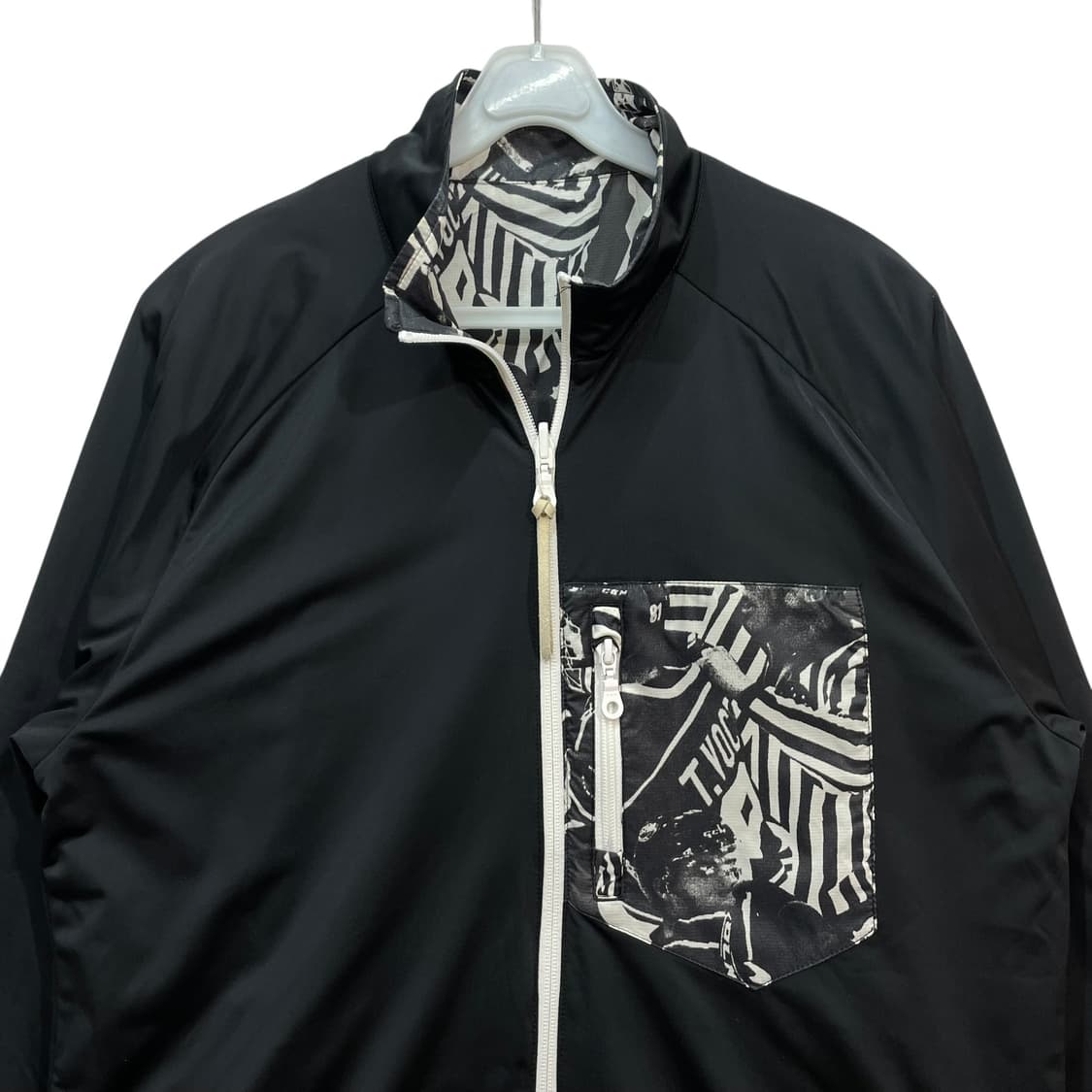 Adidas Originals Mono Track Jacket 상품이미지2