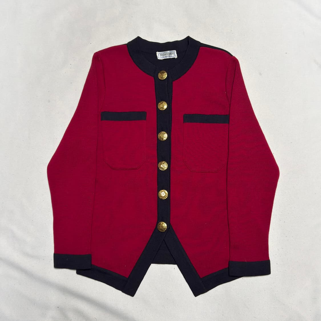 입생로랑 레드 퓨어뉴 울 골드 버튼 가디건 상품이미지2