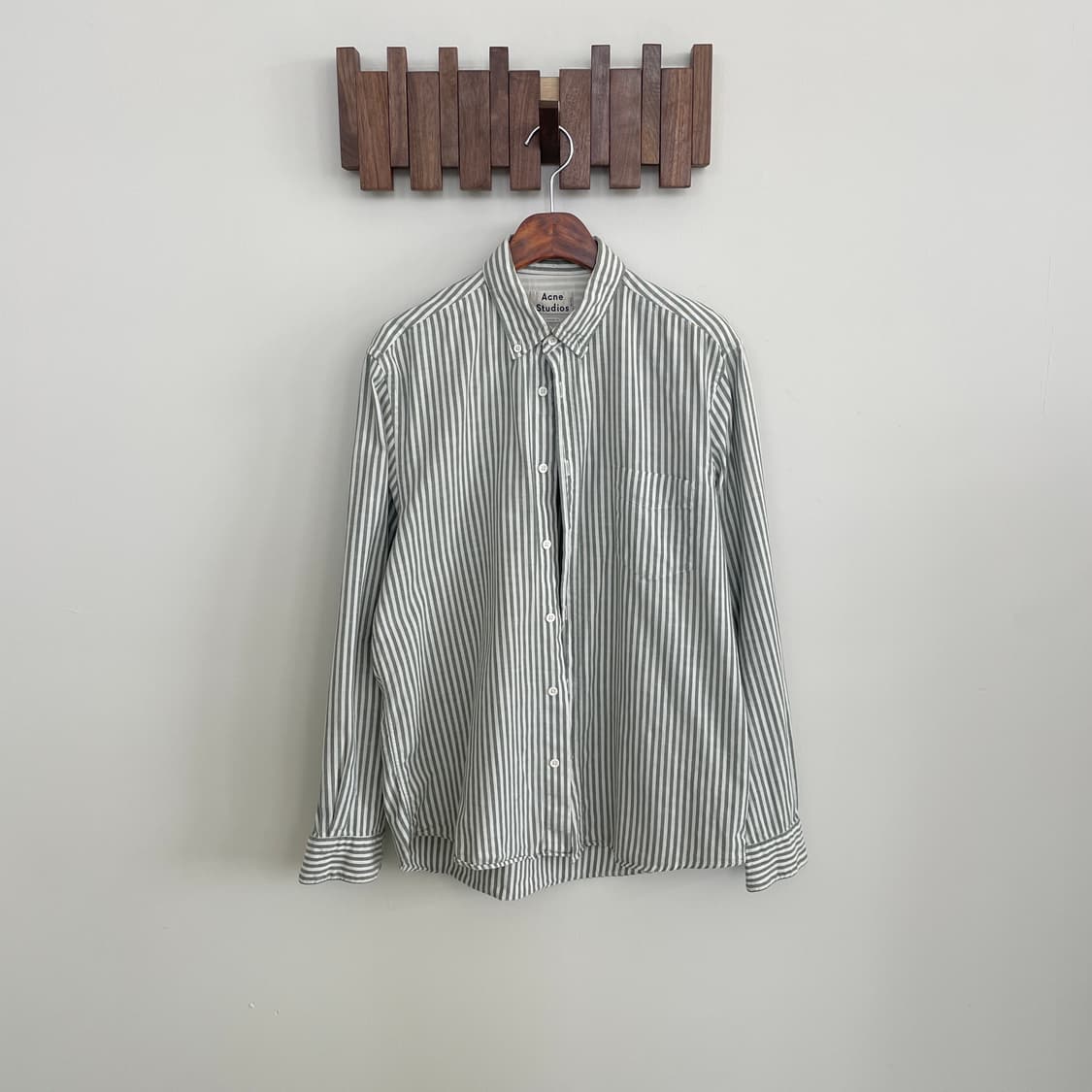 아크네 스튜디오 스트라이프 셔츠 상품이미지1