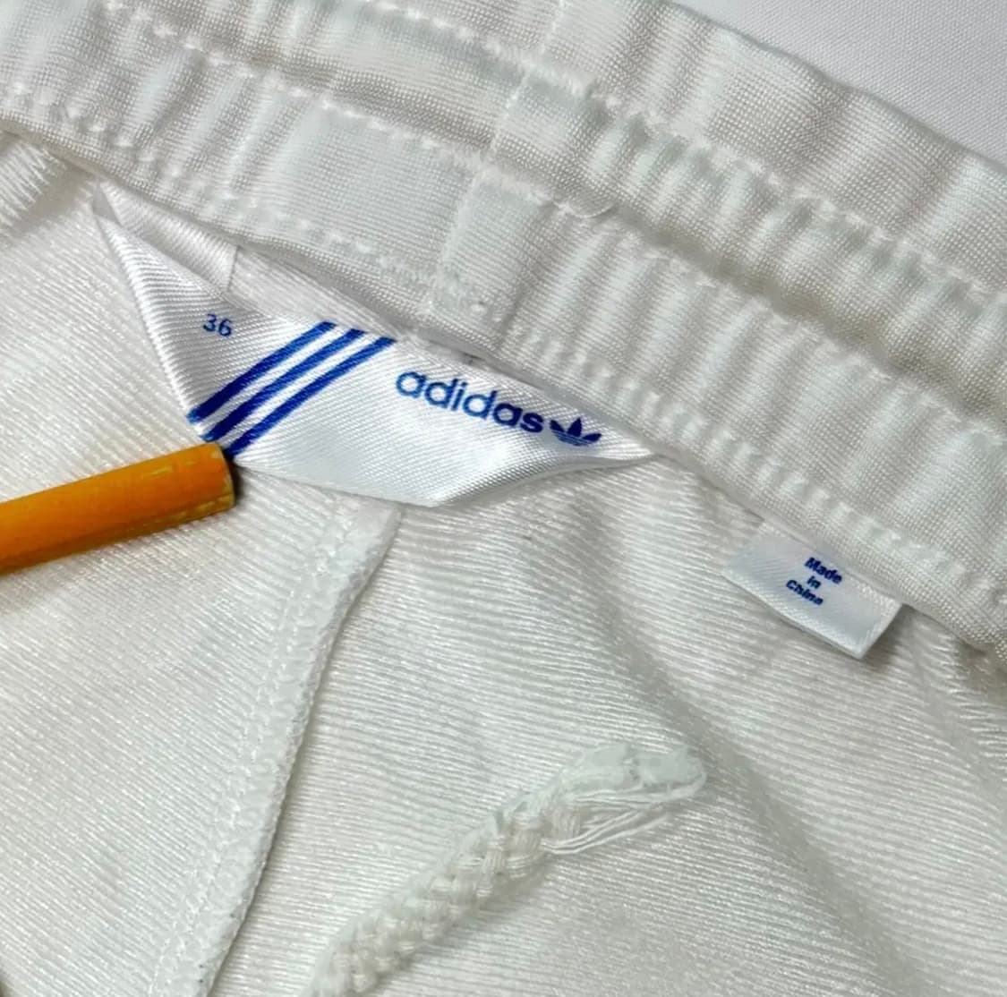 아디다스 화이트/실버 츄리닝 팬츠 상품이미지4