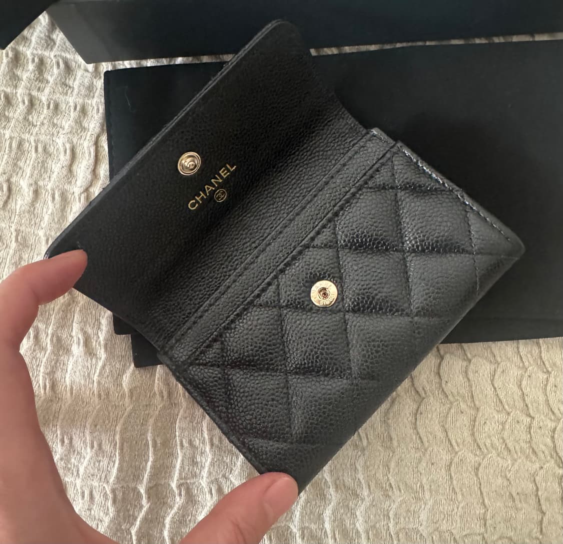 샤넬 블랙 CC로고 똑딱이 카드지갑 플랩지갑 상품이미지8