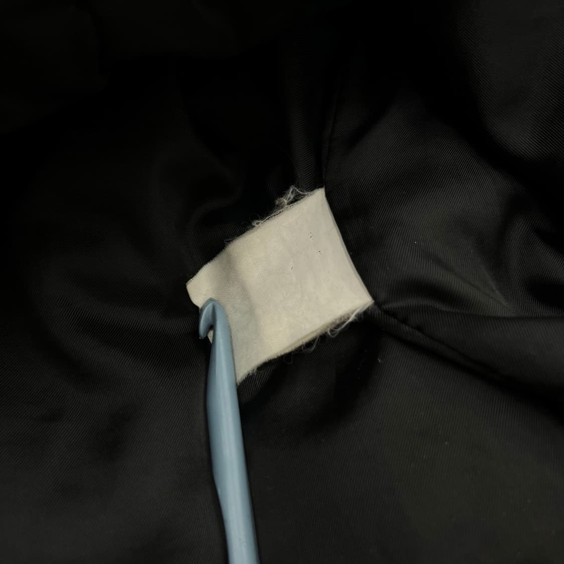 입생로랑 미니로고 차콜 패딩 자켓 상품이미지6