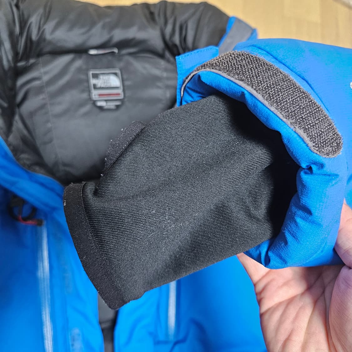 노스페이스 히말라야 블루 목탭 L사이즈 105 판매합니다. 상품이미지3