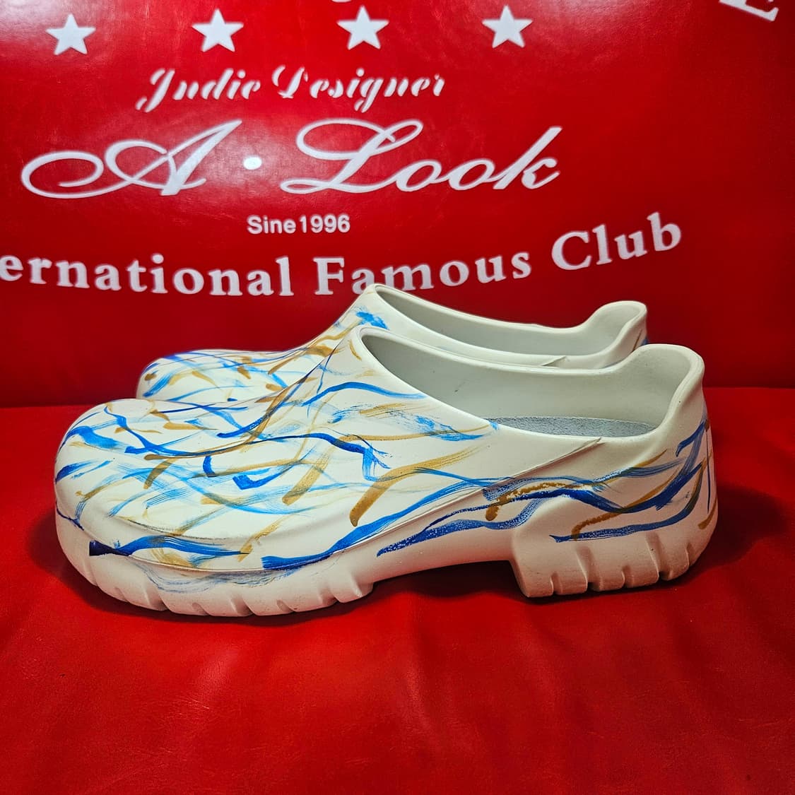 버캔스탁 페인팅 커스텀 클로그
43 size 상품이미지2