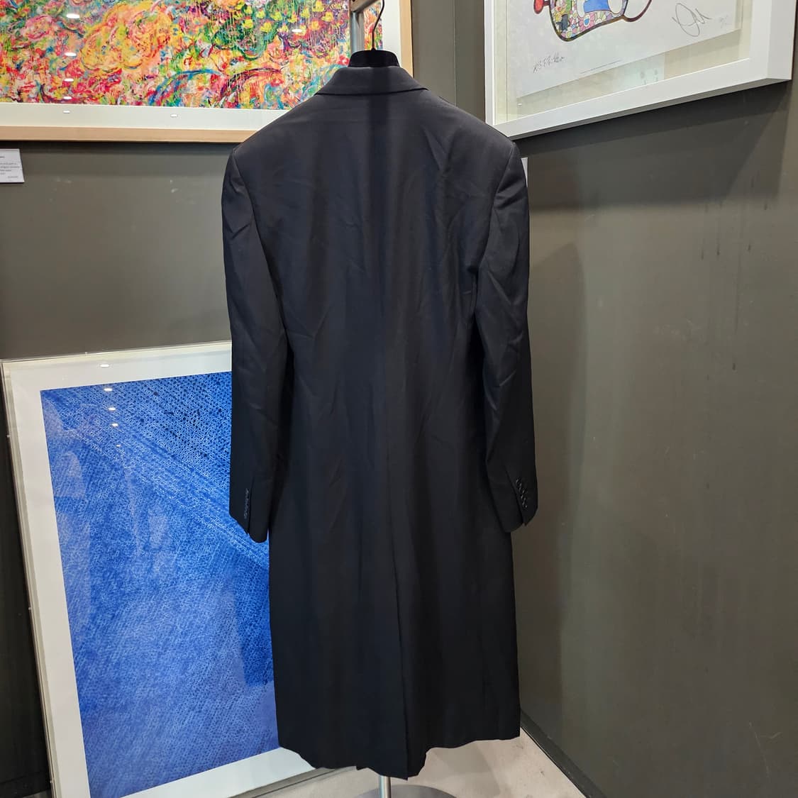 발렌시아가 테일러드 핏 블랙 더블브레스티드 코트 상품이미지4