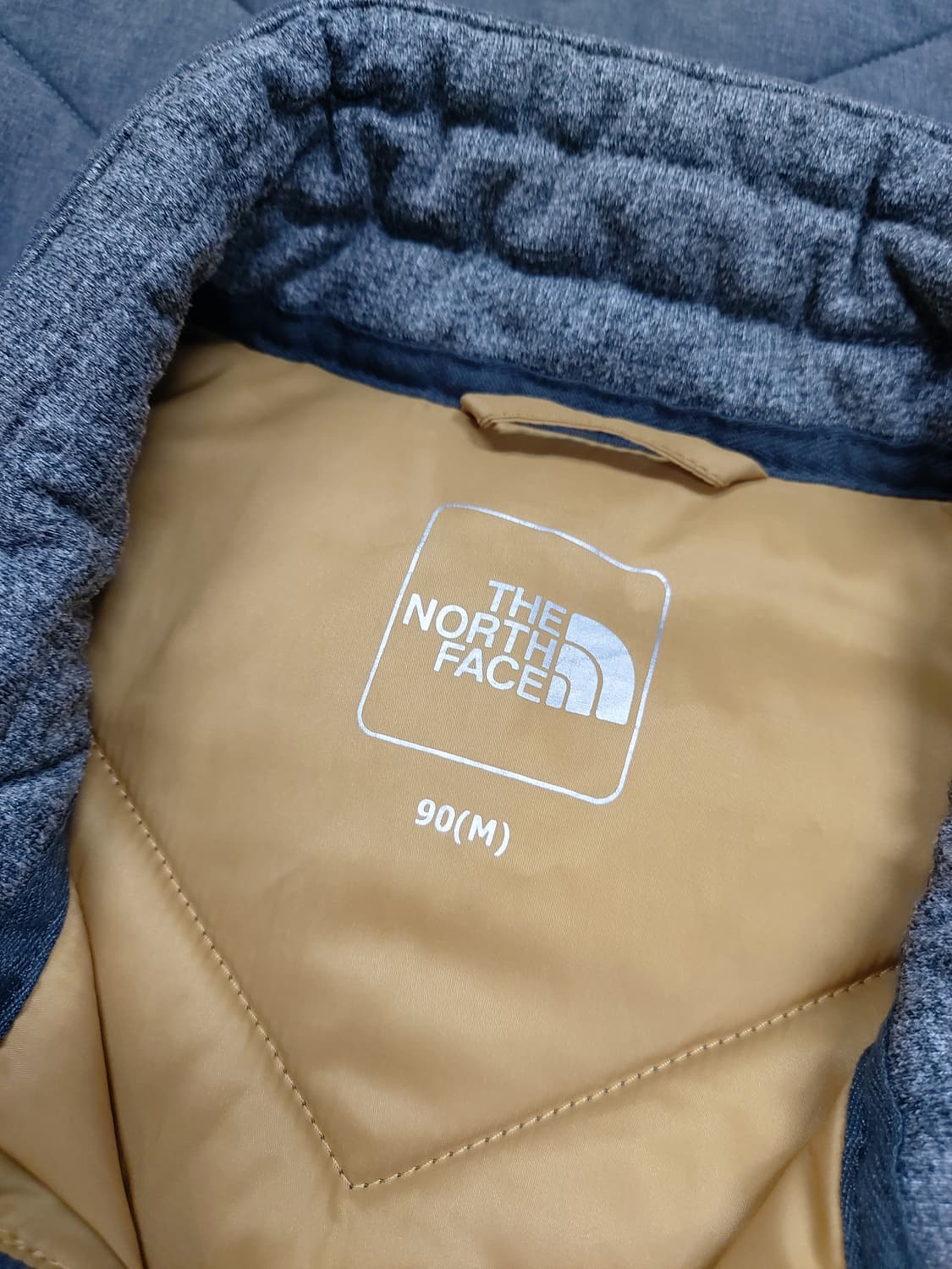 노스페이스 여성 경량 패딩 자켓 M 90 상품이미지4