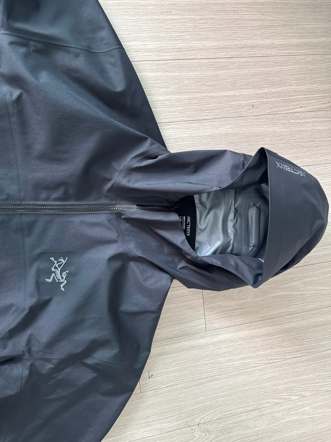 아크테릭스 베타 자켓 L판매합니다 상품이미지2