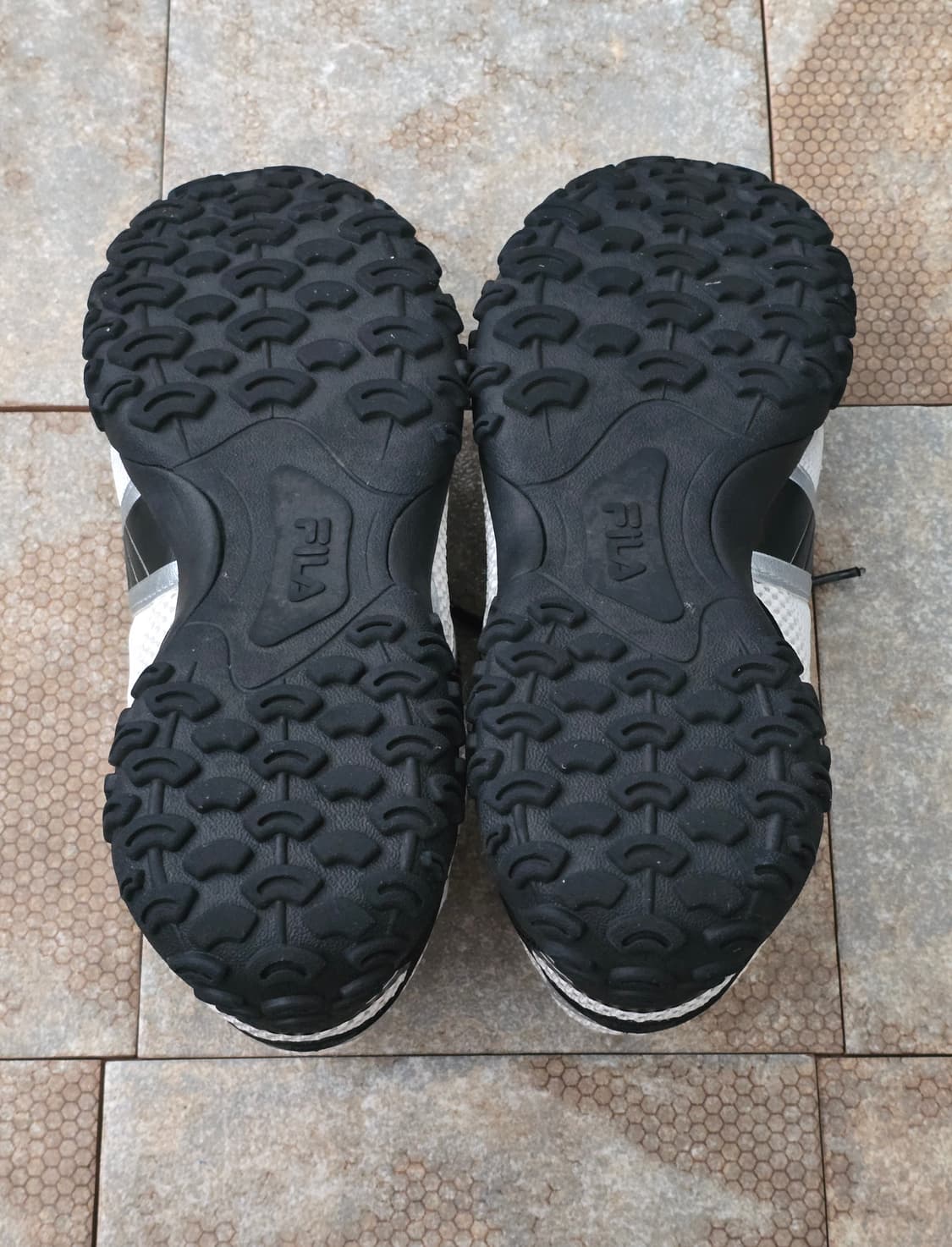 (260)휠라 에샤페 v2 화이트 블랙 상품이미지8