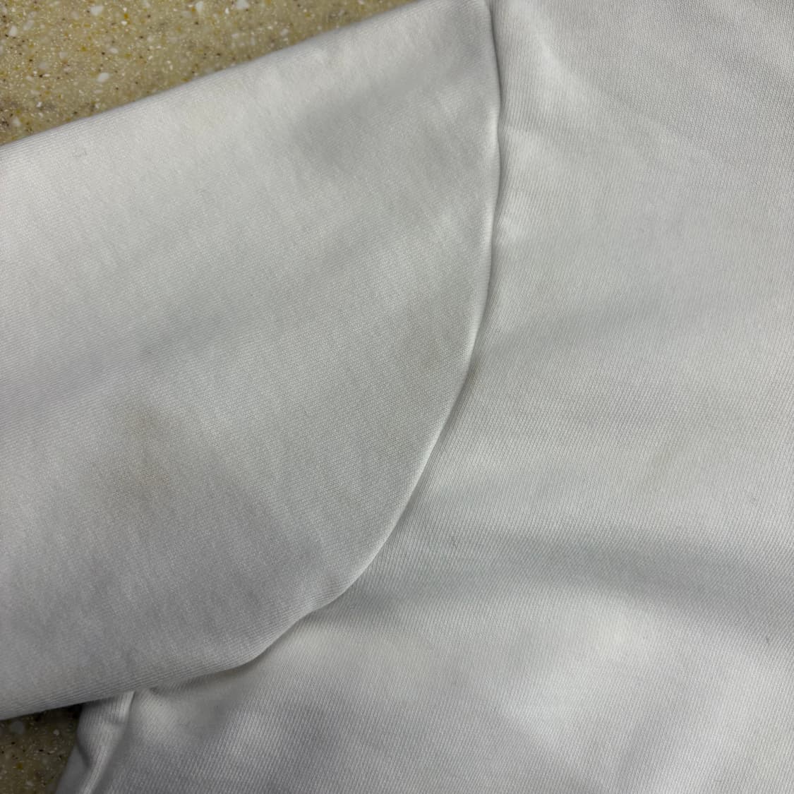 헬무트랭 후드 티셔츠 미니멀 레드 프린트 후면 빅 로고 디테일 화이트 상품이미지9