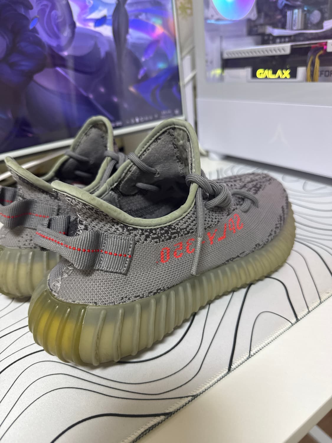 아디다스 이지부스트 상품이미지2