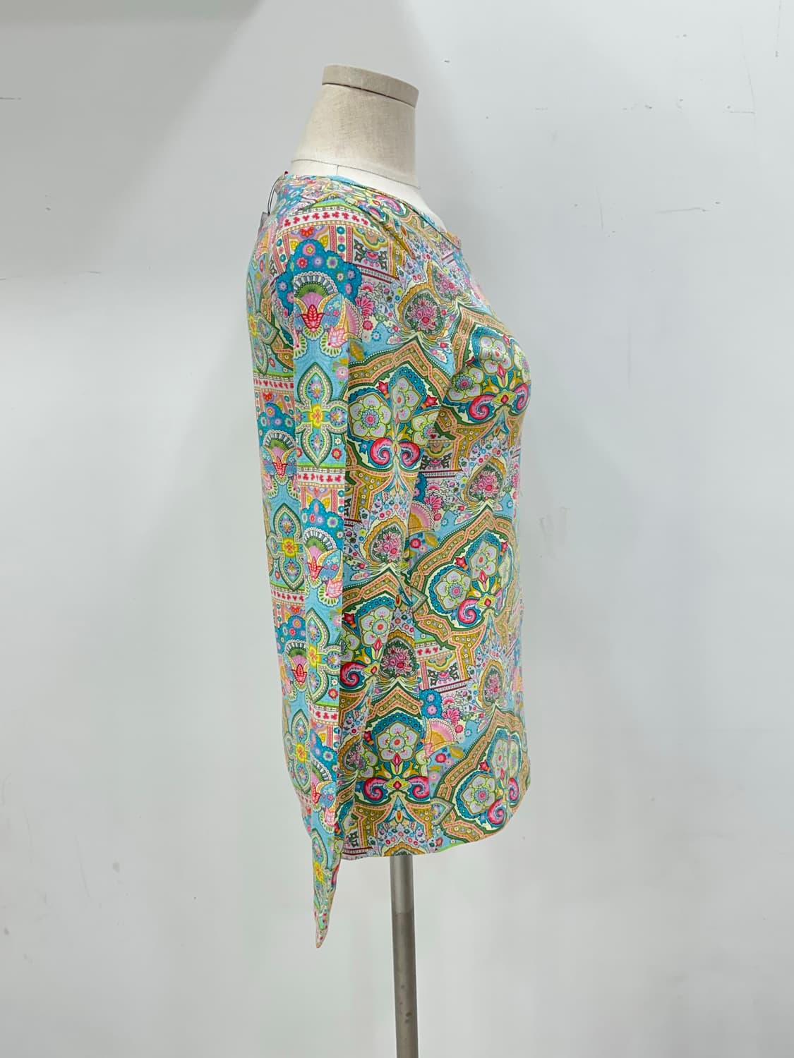 오일릴리 라운드 긴팔 (미사용) 상품이미지2