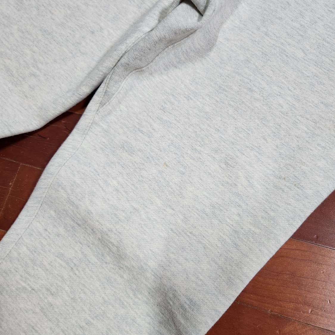 피어오브갓 에센셜 앞로고 크루넥 맨투맨 스웨트 팬츠 셋업 오트밀 상품이미지10