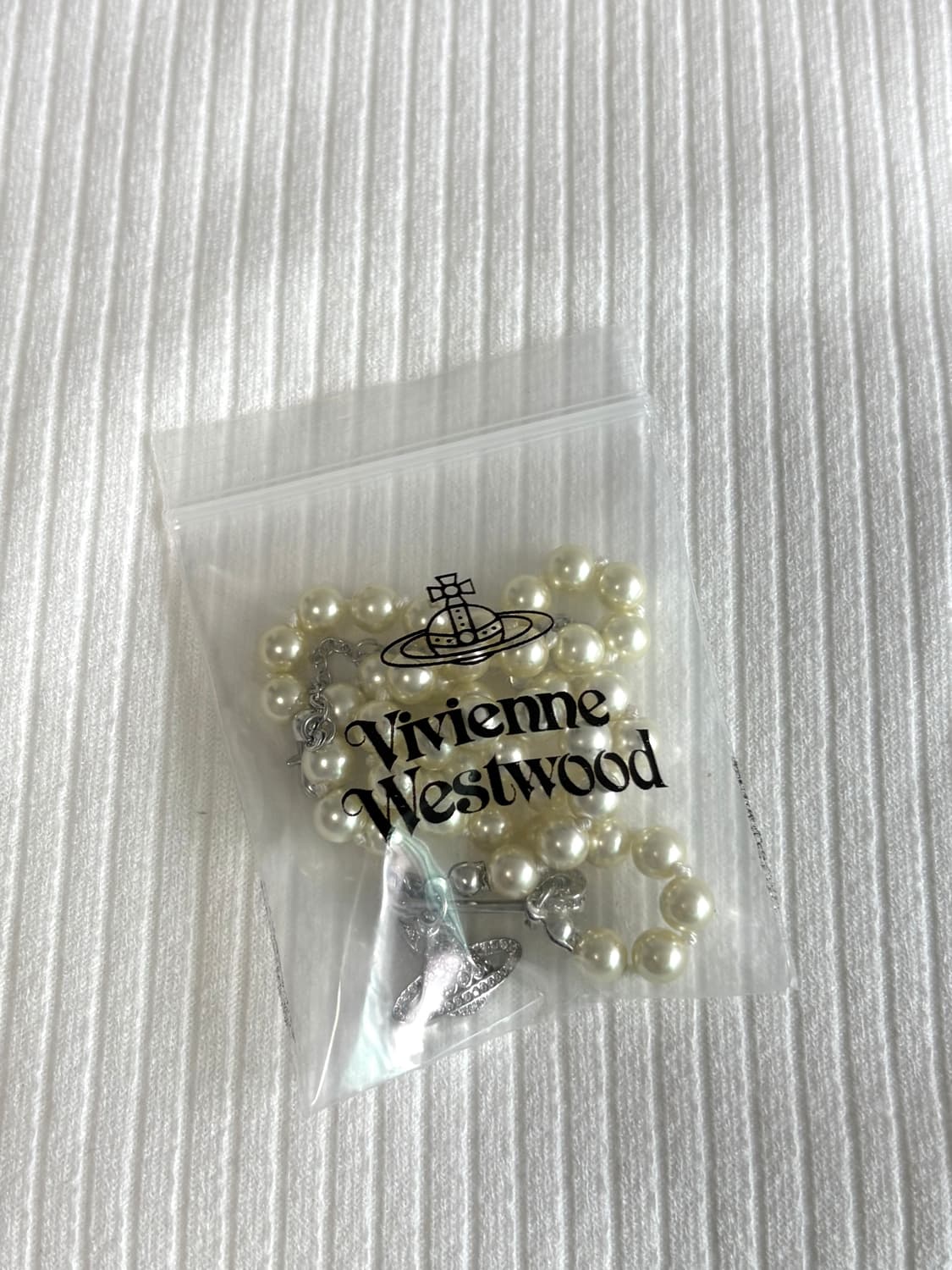 비비안웨스트우드 아카이브 세이프티핀 펄 초커 상품이미지4