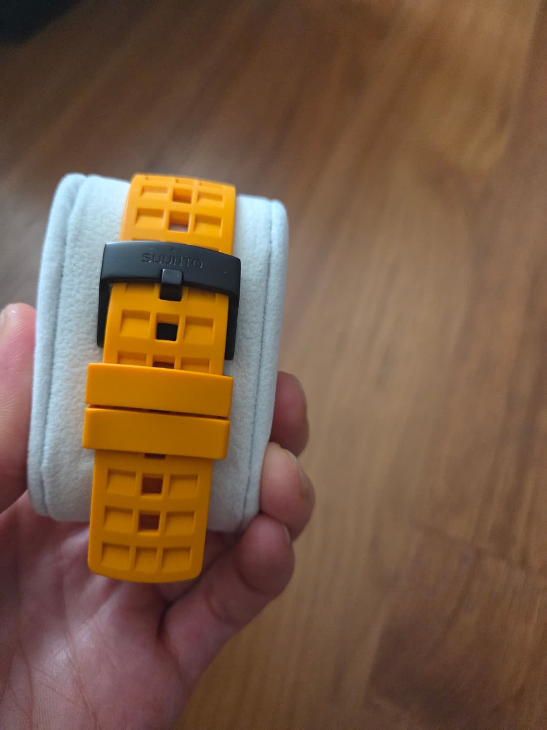 순토 엘레멘텀 옐로우 스트랩 상품이미지2