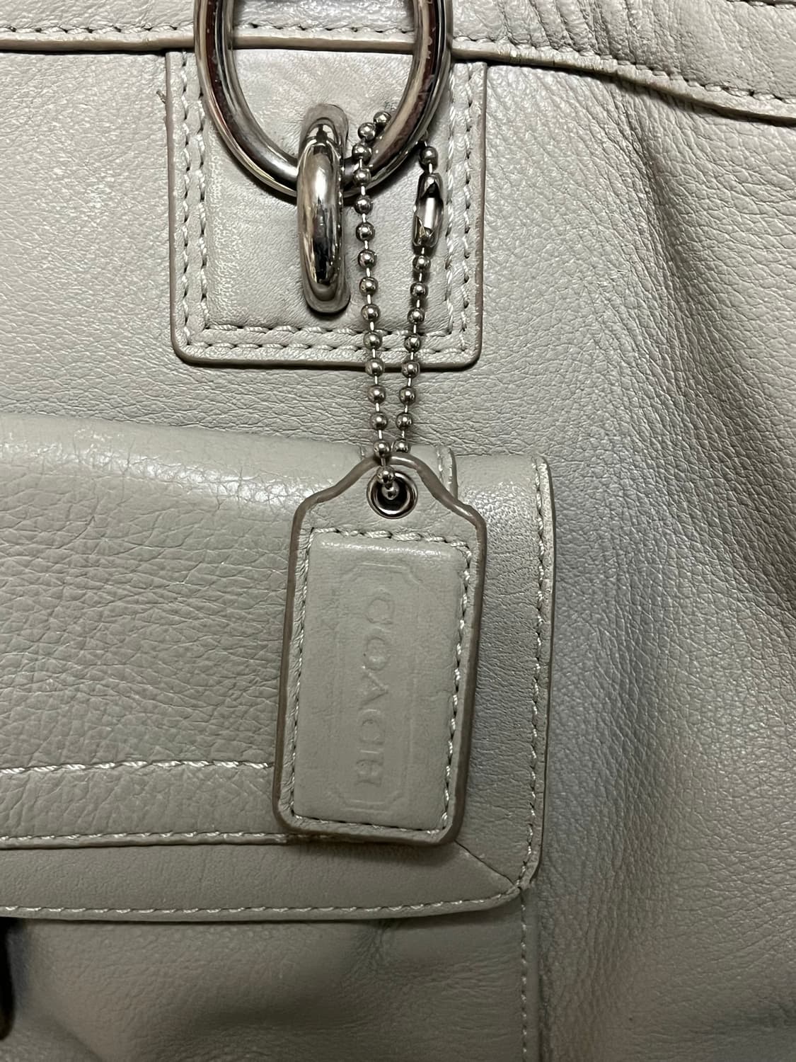 코치 그레이 숄더백 상품이미지2