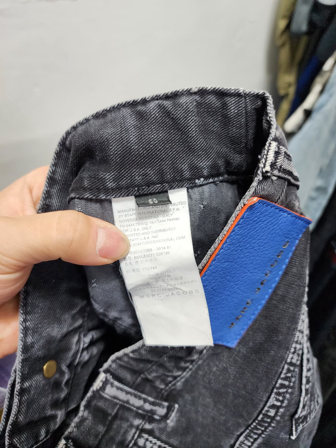 마크제이콥스 이태리 뉴클래식 블랙진 상품이미지7