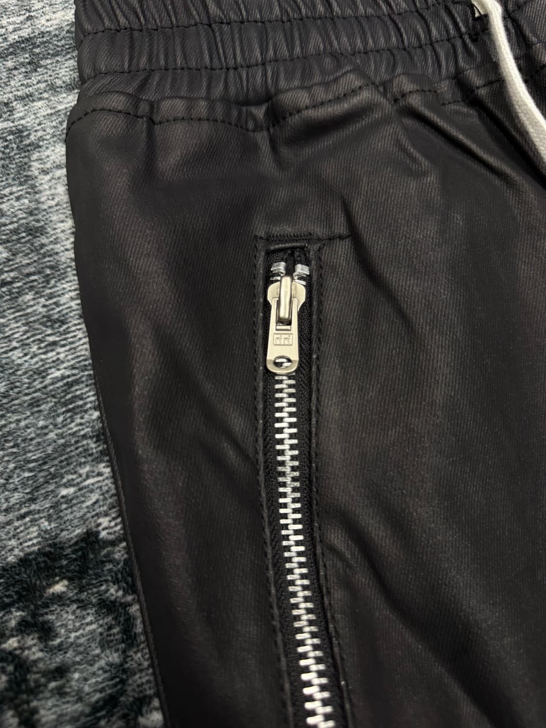 Unknown twist coating shirring pants 상품이미지6