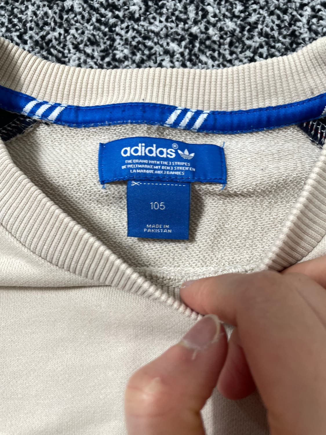 빈티지9. 아디다스 오리지널스 트레포일 로고 맨투맨 네이비 레드 Y2K 상품이미지3