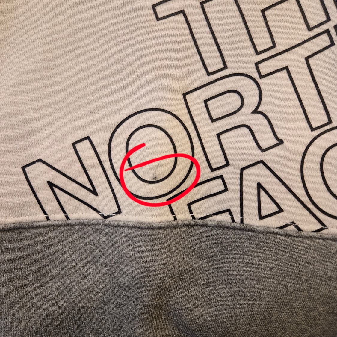 L 노스페이스 그레이 배색 맨투맨  상품이미지6