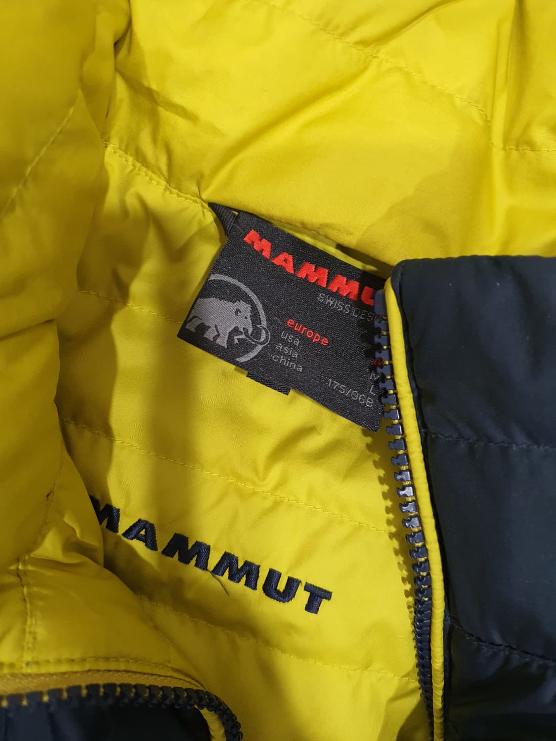 마무트 리버시블 경량패딩 상품이미지6