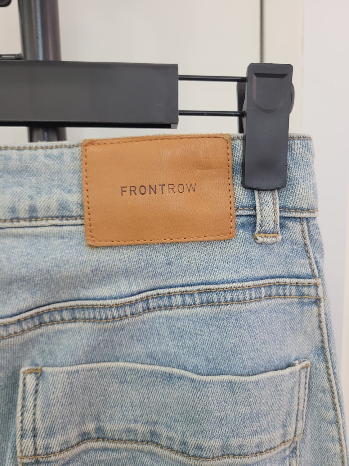 프론트로우 하이라이즈 레귤러핏 데님 청바지 26사이즈 상품이미지7
