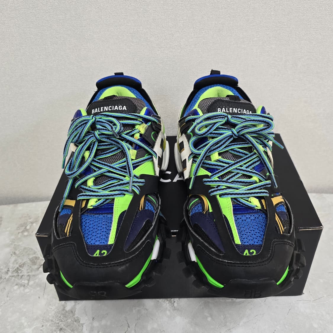 발렌시아가 트랙 스니커즈 신발 42사이즈 270 275 판매 상품이미지2