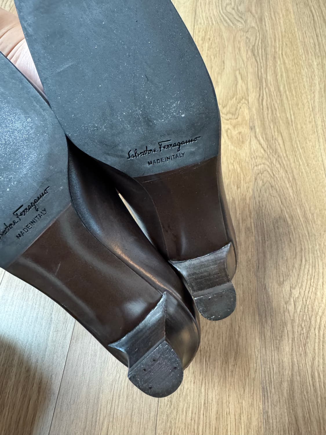 페라가모 여성 펌프스 브라운 7사이즈 상품이미지10