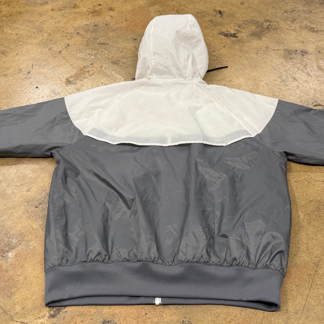 [정품/L] 나이키 바람막이 아이보리 회색 후드집업 b17 상품이미지4