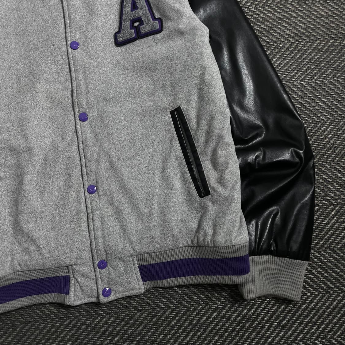 아디다스 빅로고 레더 스웻 바시티 자켓o 4290 상품이미지2