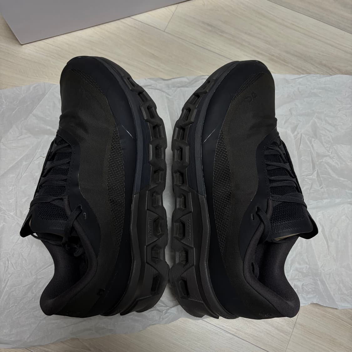 [270] 온러닝 파프 클라우드몬스터 상품이미지3