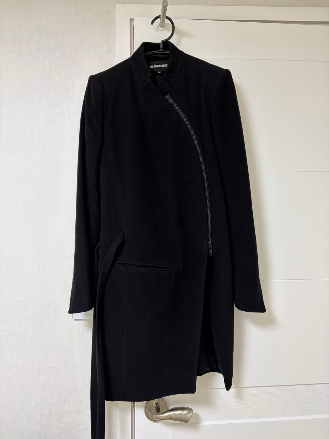 앤드뮐미스터 곡선 지퍼 코트 상품이미지2