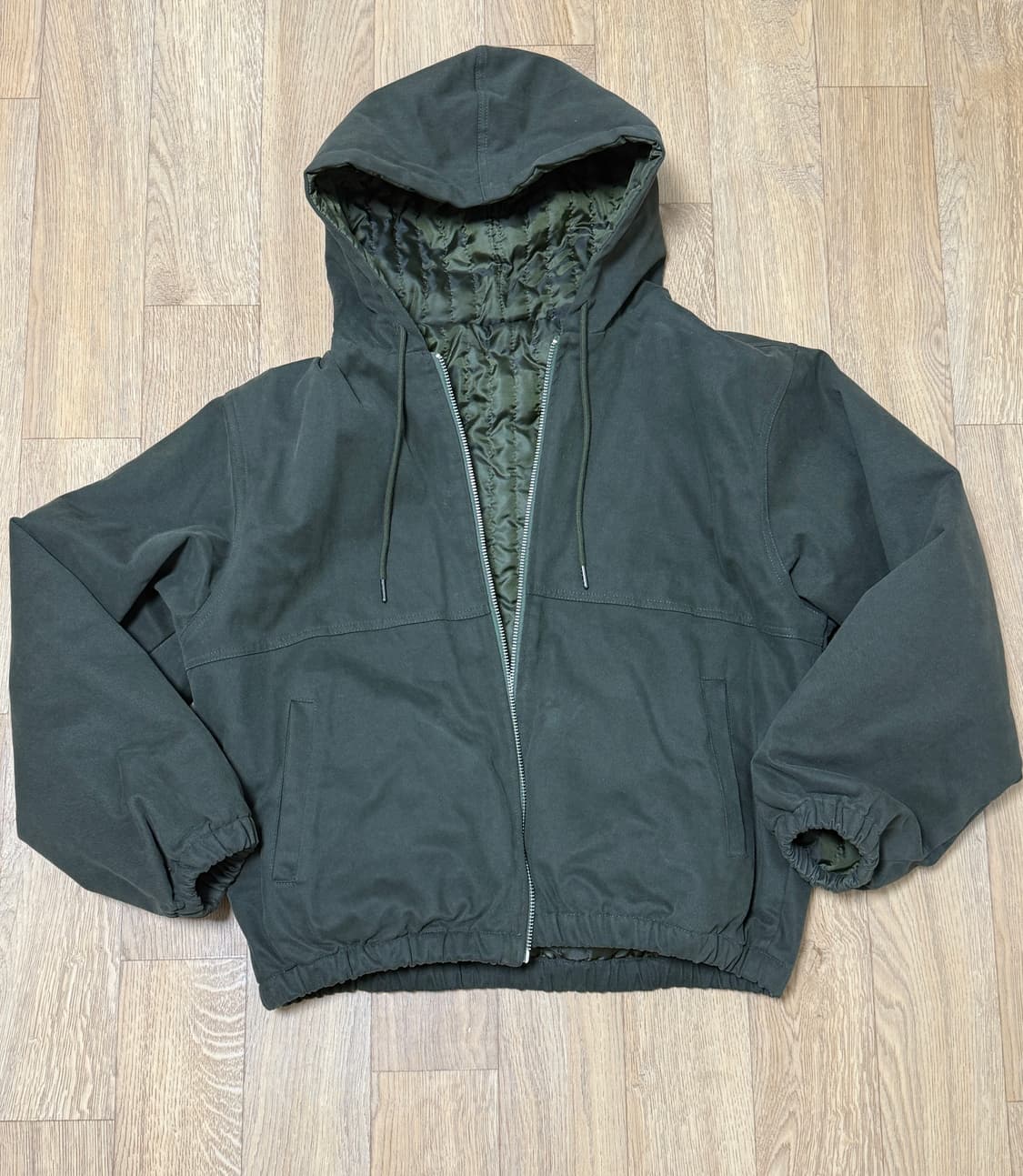 카키색 후드 리버시블 점퍼 자켓 상품이미지1