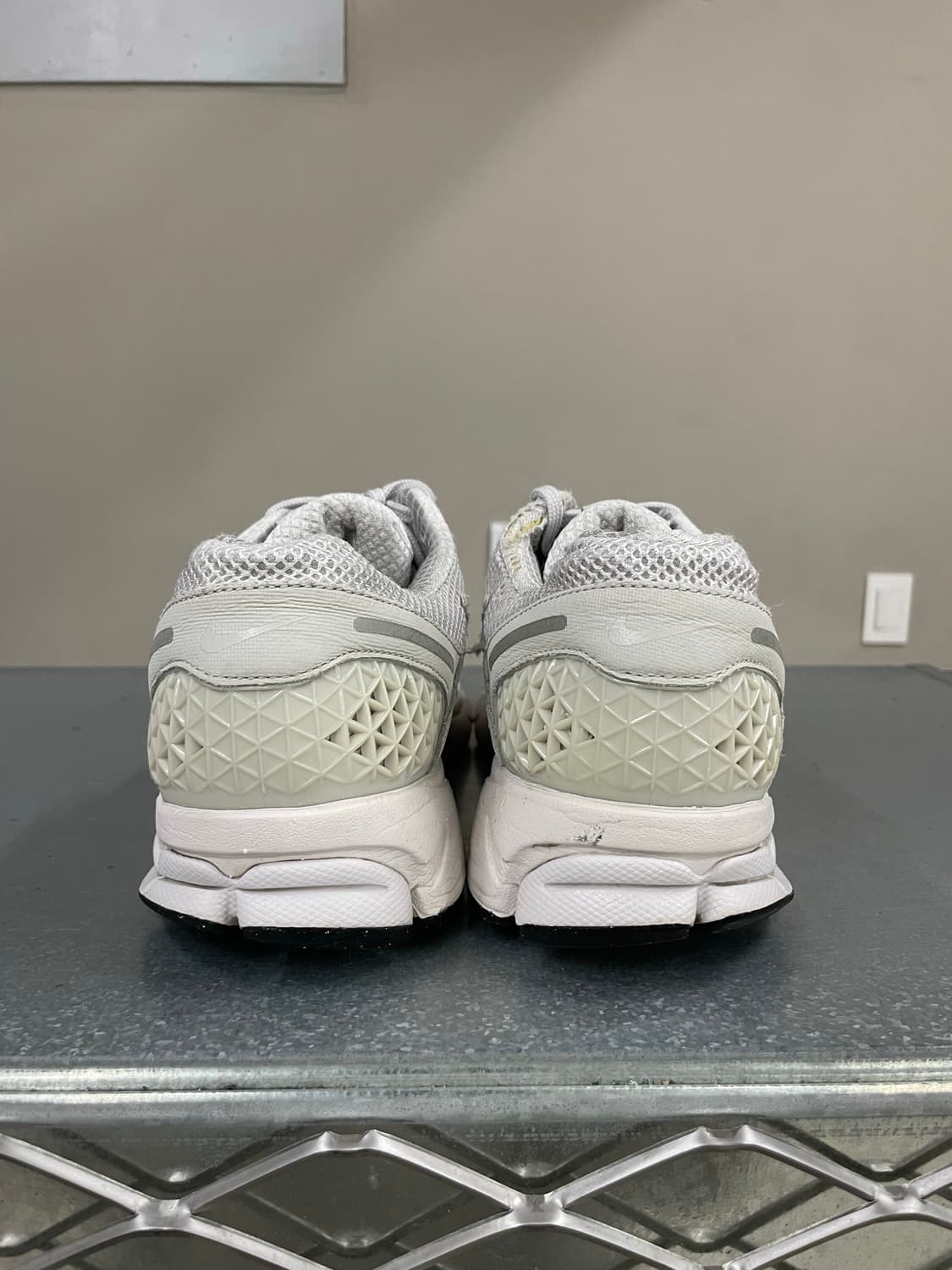 나이키 줌 보메로 5 285 상품이미지3