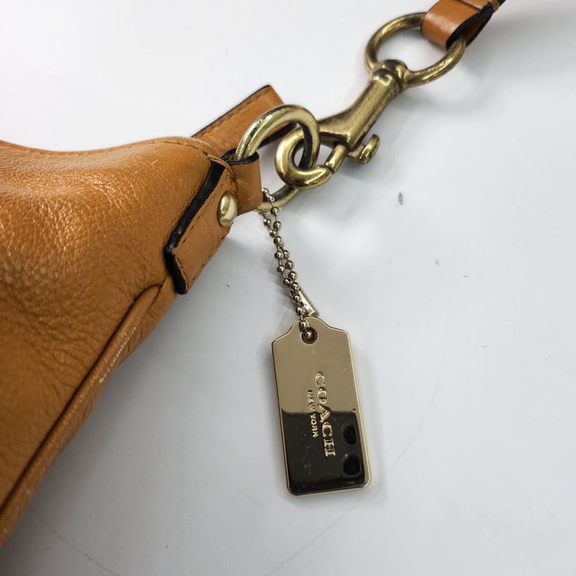 COACH 미니 애슐리 스윙팩 크로스백 상품이미지4