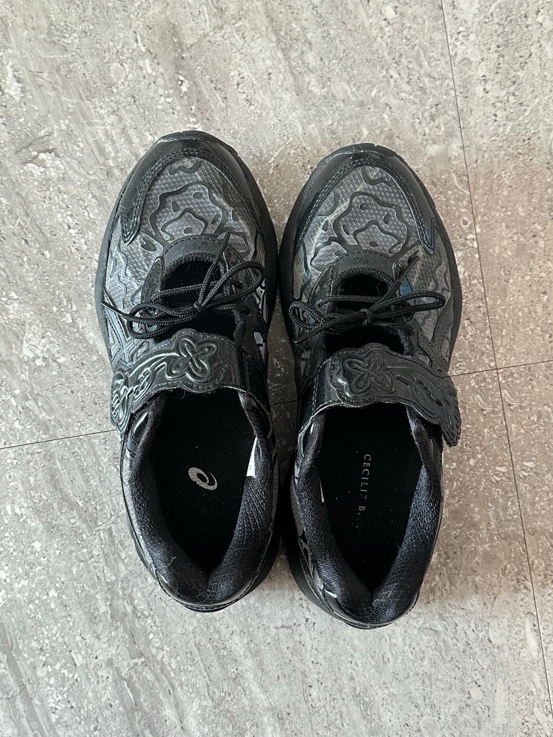 세실리에반센 아식스 GT 2160  240 상품이미지1