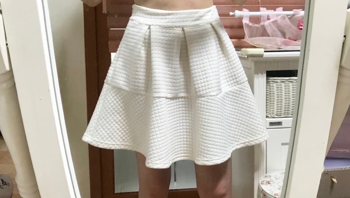 55ㅡ아이보리 누빔 플레어 스커트/상태최상 상품이미지1