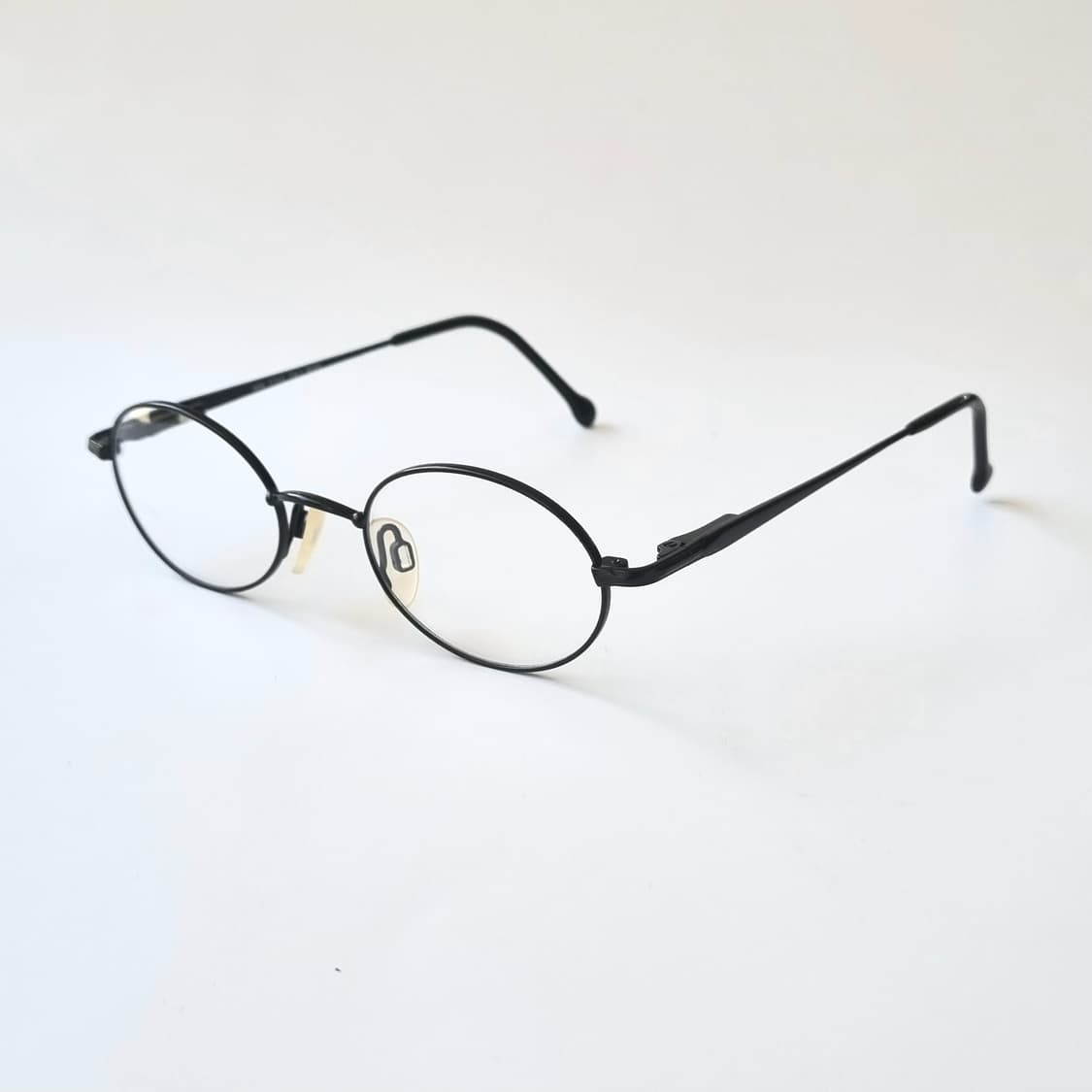 데드스탁 미니멀(small) 오벌 안경테 535 상품이미지5