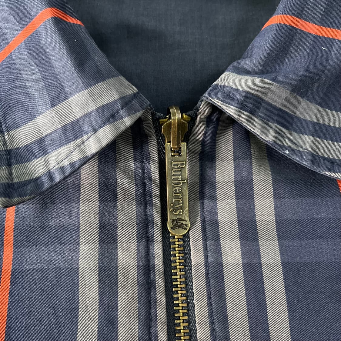 100 버버리 90s 노바체크 리버시블 블루종 자켓  상품이미지5