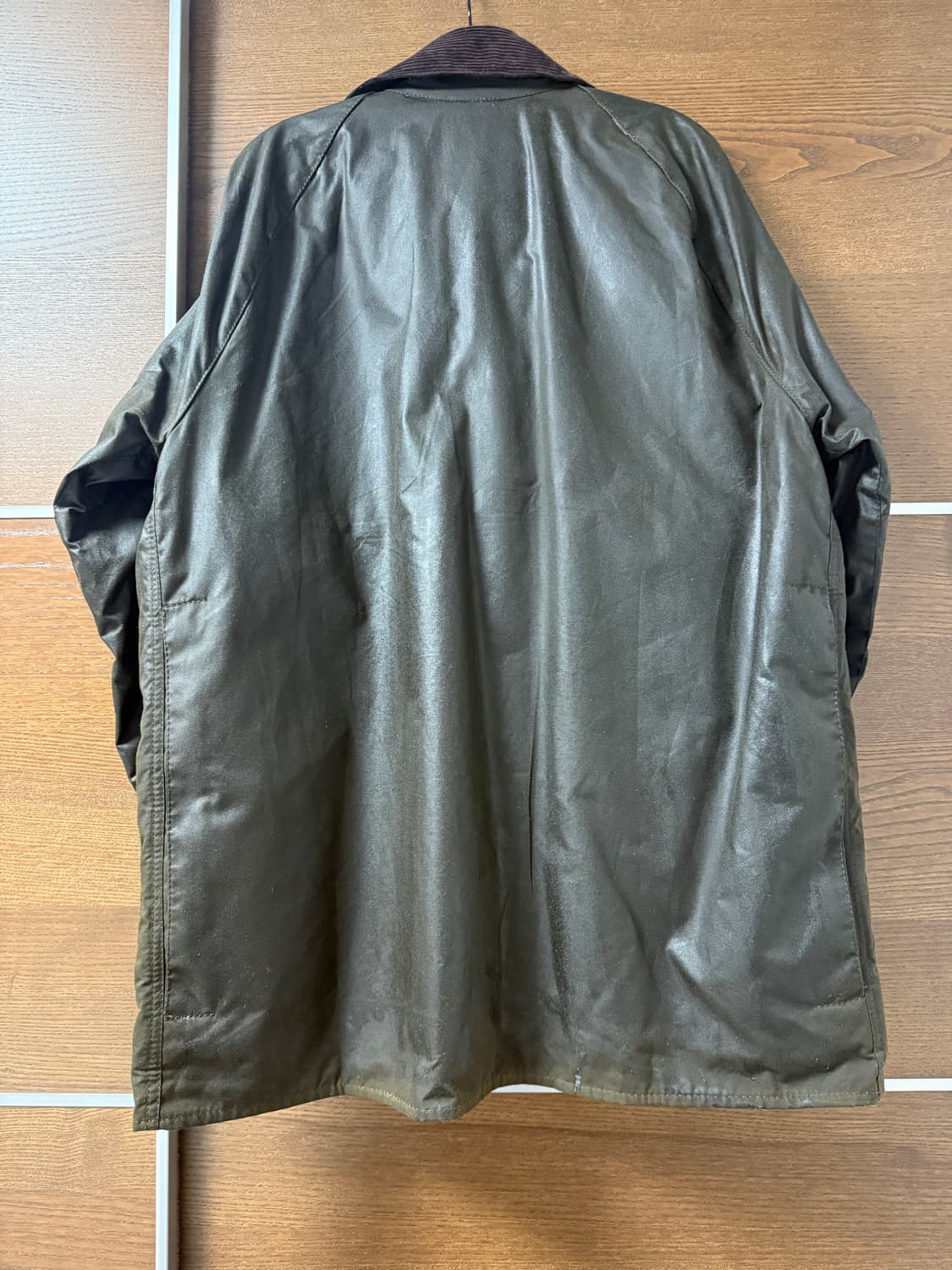 [새제품] 바버 뷰포트 왁스 자켓 올리브색상 42 상품이미지2