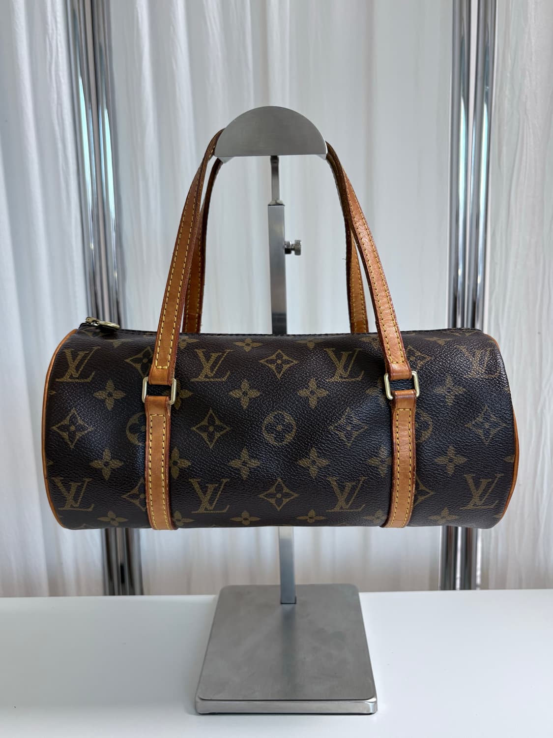 루이비통 빠삐용 토트백 상품이미지1