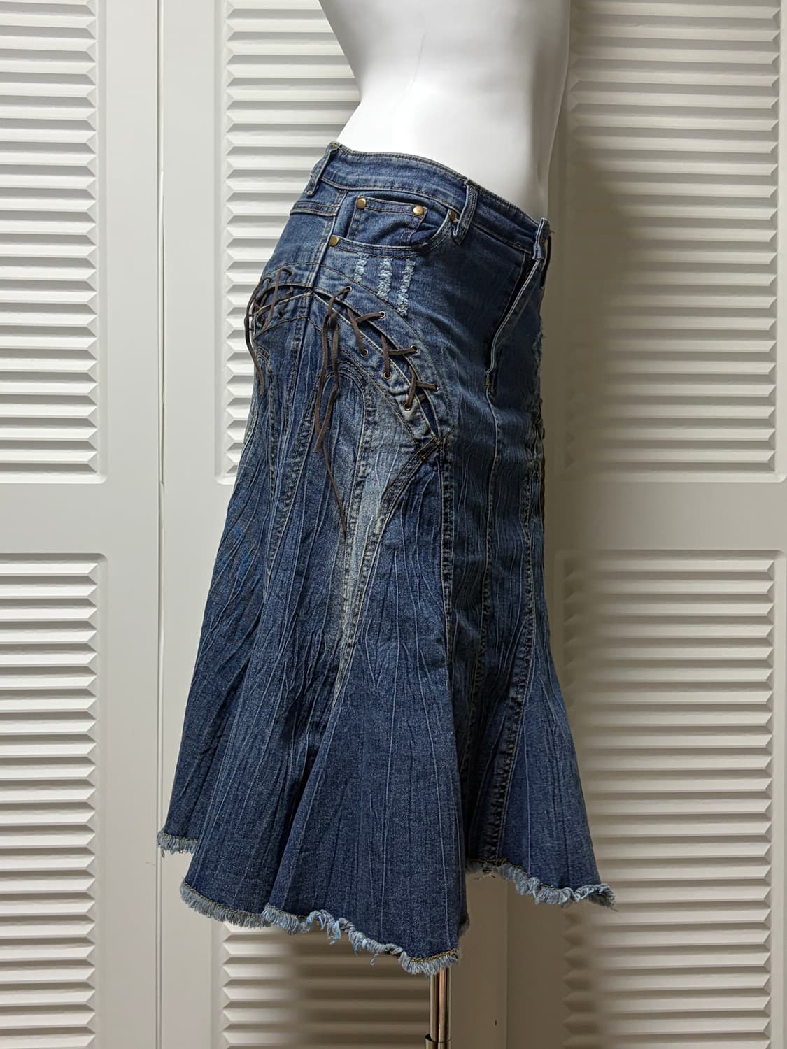 JPN Gored Washed Denim Skirt Mid Blue 상품이미지2