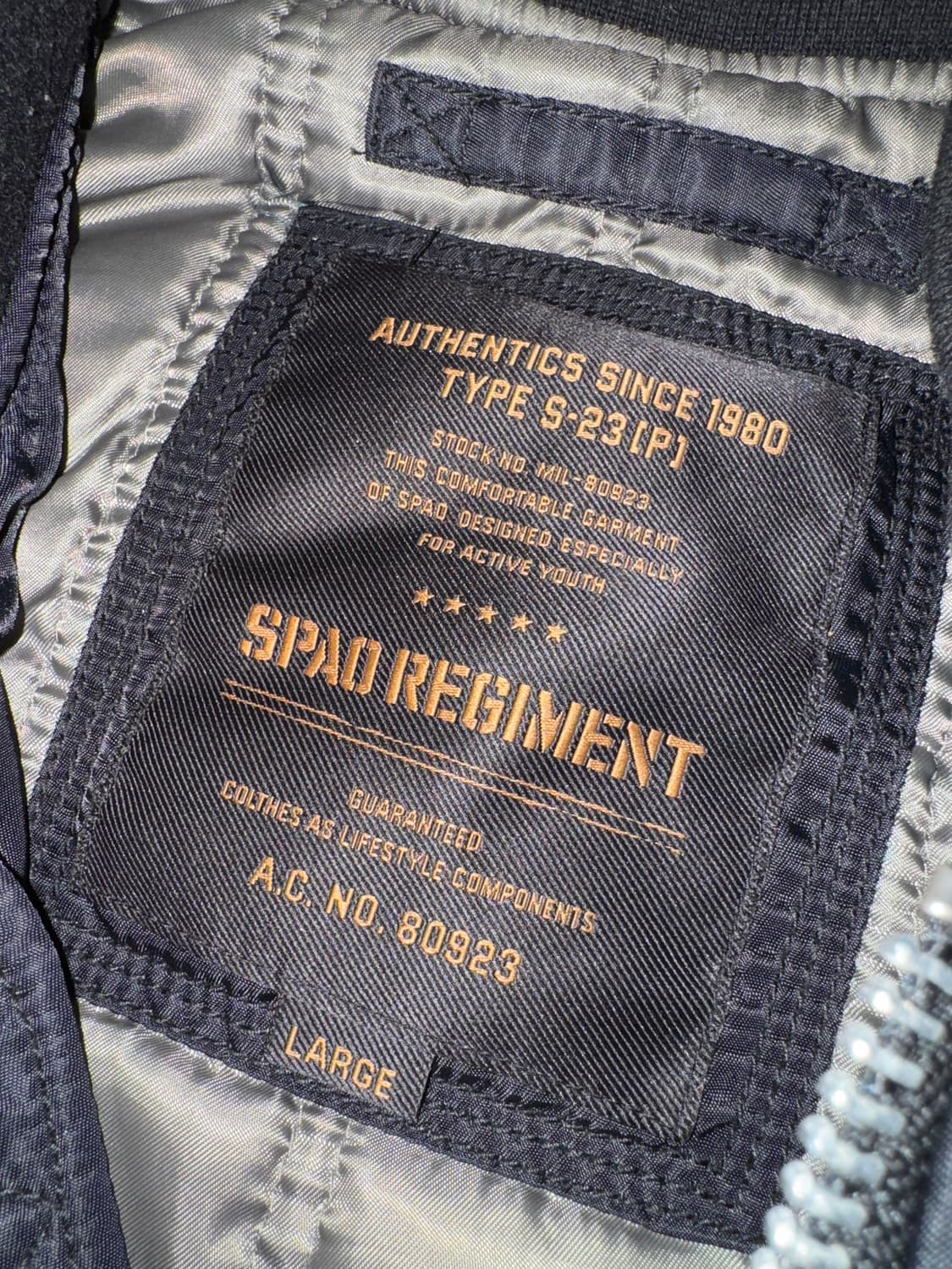 스파오 Spao ma-1 암 포켓 항공점퍼 L 블랙 블루종 상품이미지3