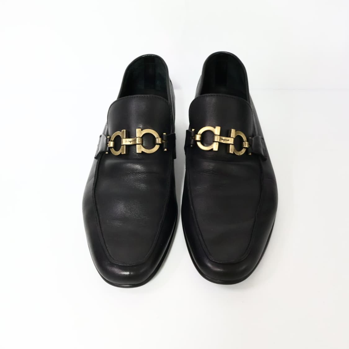 페라가모 금장 간치니 남성 로퍼 구두 6.5/250 상품이미지2