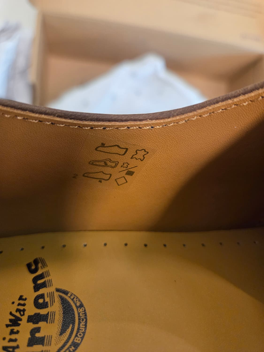 닥터마틴 1461 다크브라운(새상품) 상품이미지7