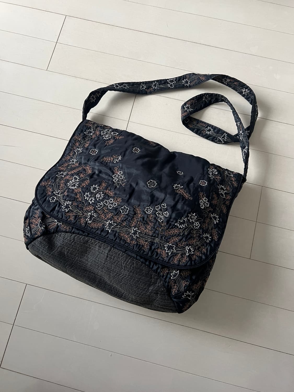 Tamasha 이세이 타마샤 크로스백 상품이미지3