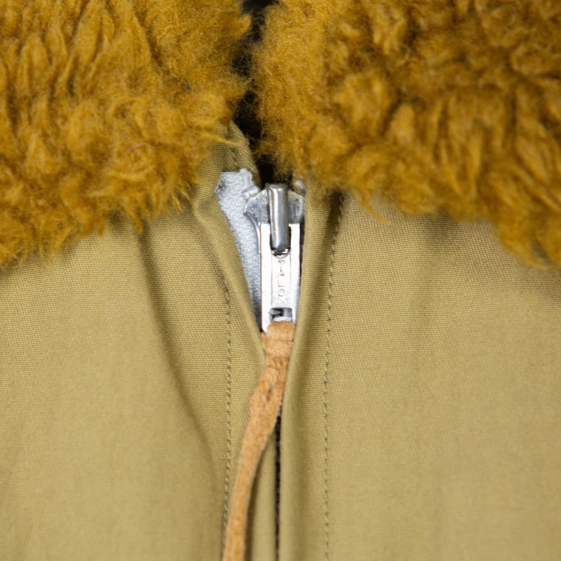 Stagg Coat.co B-10 플라이트 봄버 자켓 상품이미지2