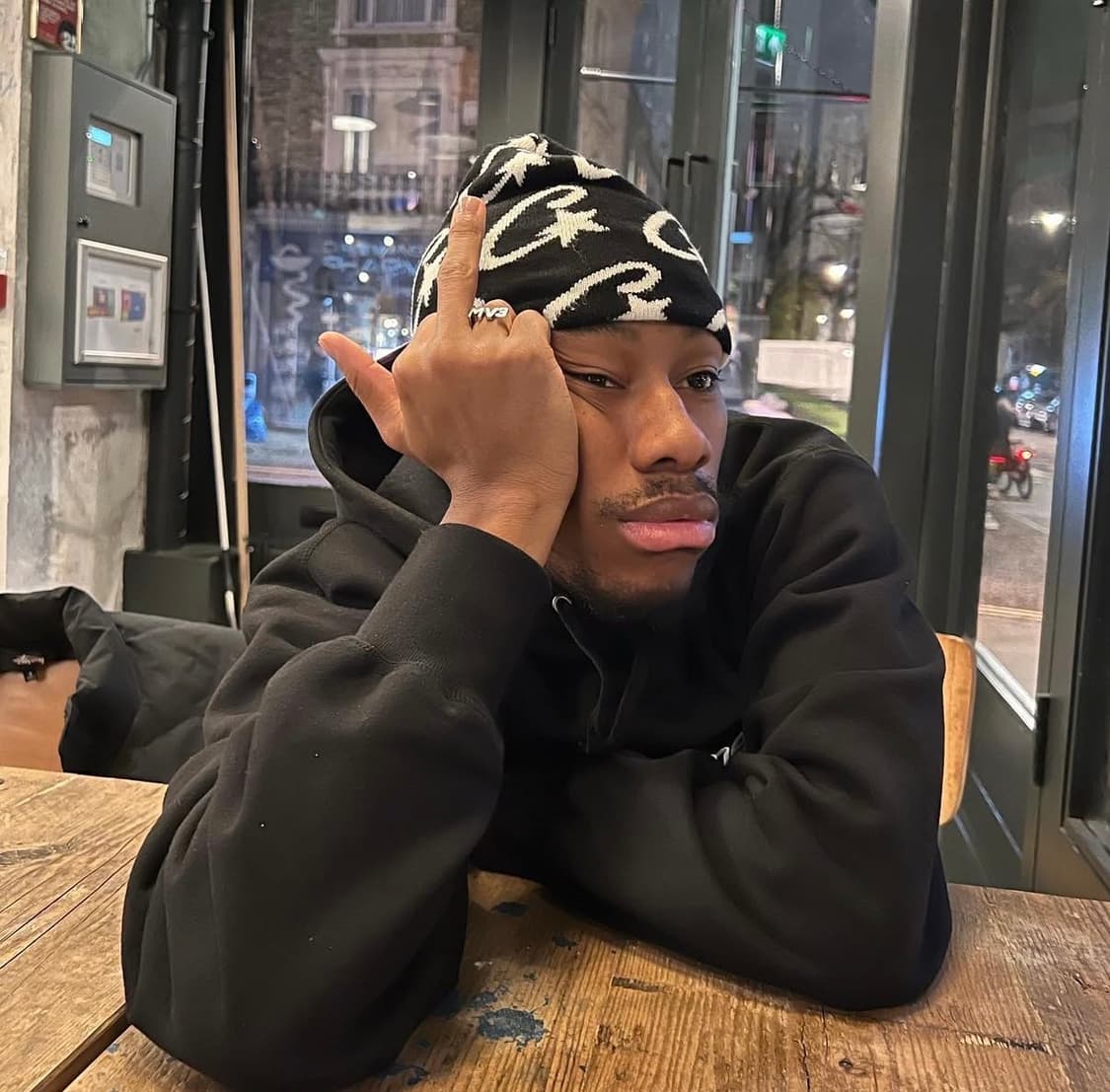 코르테이즈 corteiz 모노그램 비니 블랙 상품이미지1