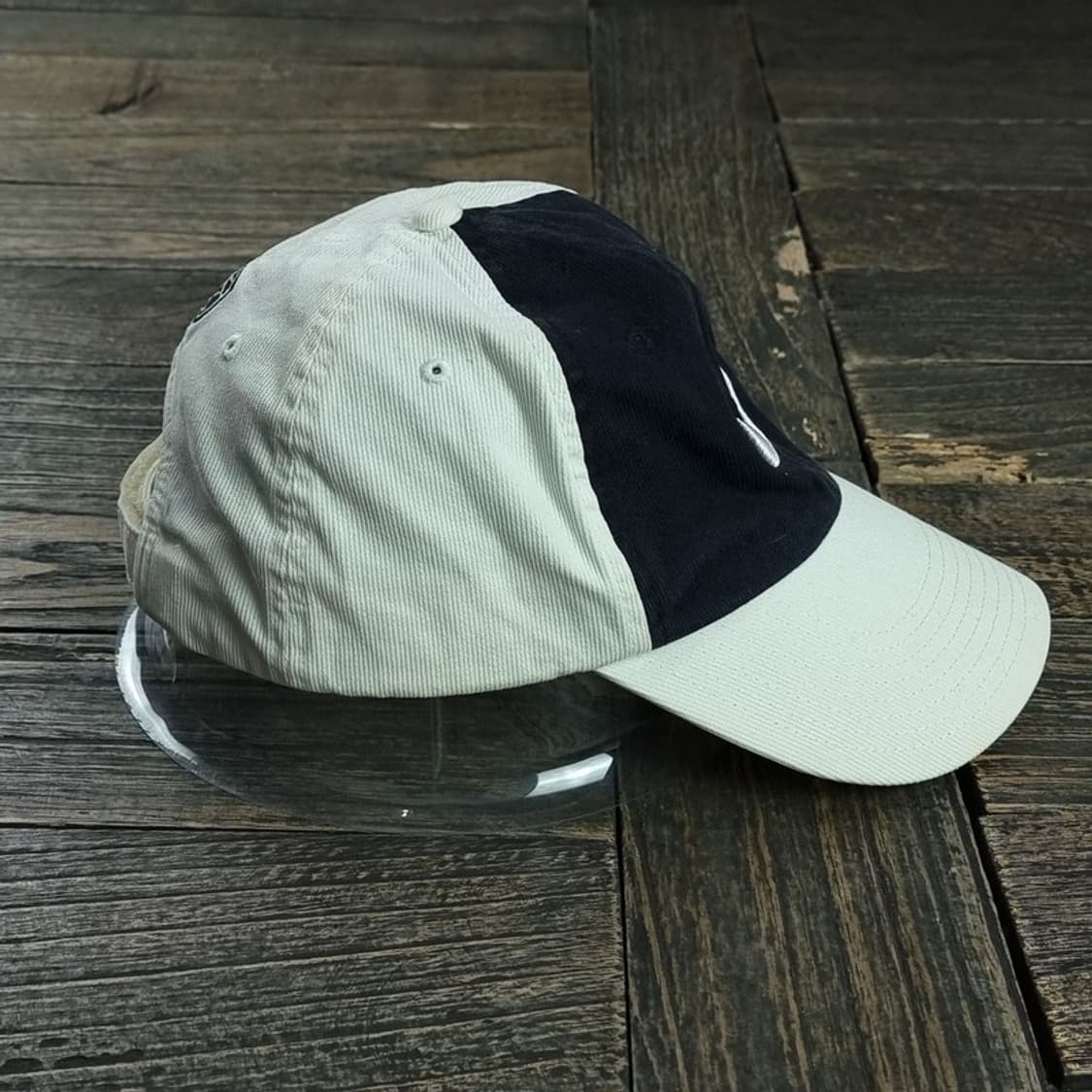 [나이키] 골프 00'S 빈티지 스우시 자수 코듀로이 볼캡 M19647 상품이미지3